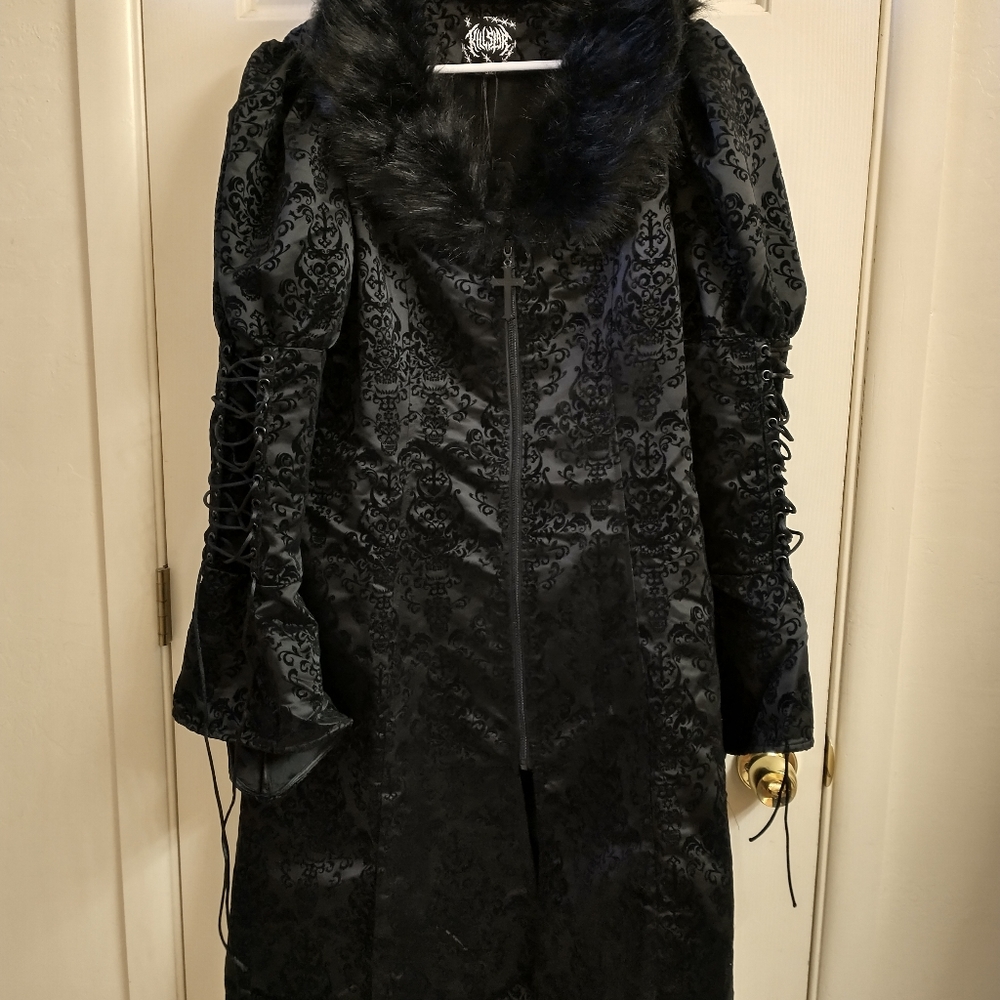 Killstar coat - Picture 8 of 8